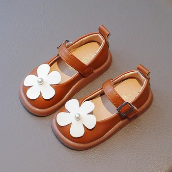 Модная детская обувь с милым цветком, обувь на мягкой подошве, 23 Осенняя детская обувь в британском стиле для девочки, кожаная обувь принцессы, обувь для девочек 15