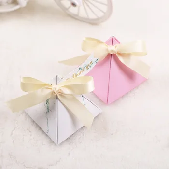 100шт Новых мраморных коробок для конфет в виде треугольной пирамиды + золотая лента, благодарственные бирки, свадебные сувениры, подарочная коробка 17